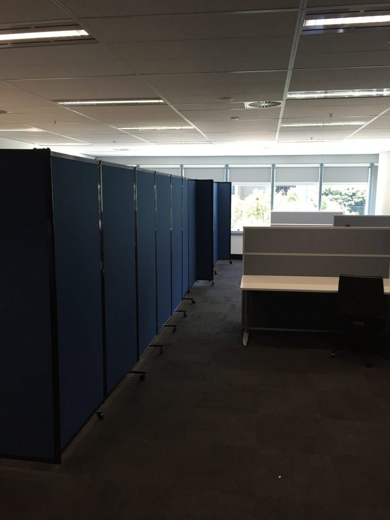 Free Standing Office Partitions - Portable Partitions