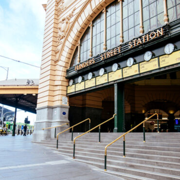 A Return to Lockdown for Metropolitan Melbourne. How Businesses in Other States Can Help Prevent a Second Wave - Portable Partitions Australia
